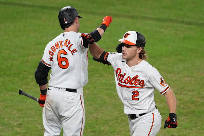 OriolesGunnarHendersonHRCelebrate